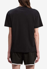 تي شيرت بطبعة شعار غوثيك