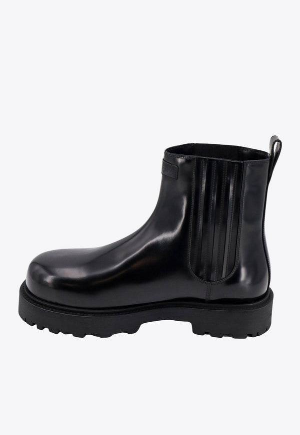 Logo Patch Patent- Leather Chelsea Boots